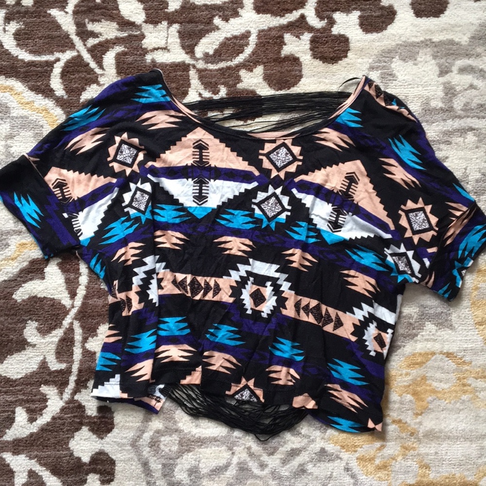 Aztec crop top - Picture 2 of 8